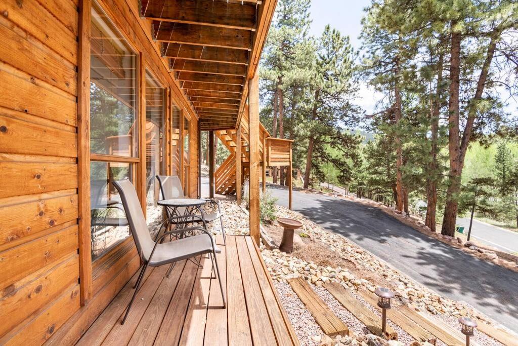 Private Hot Tub Overlooking Pikes Peak Woodland Park Exterior foto